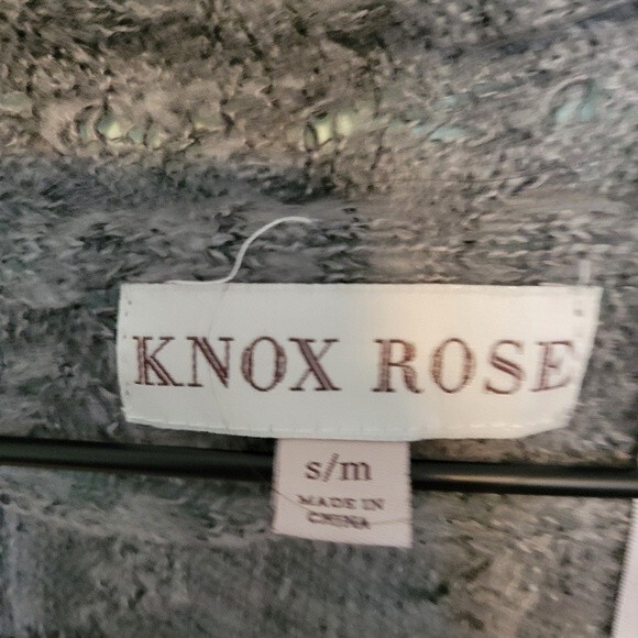 Knox Rose Gray Cable Knit Fringe Trim Sweater Vest Cardigan Size S/M - Picture 4 of 5